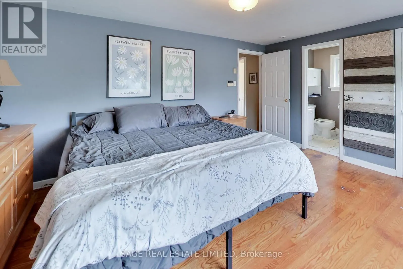 6 DUNSINANE DRIVE