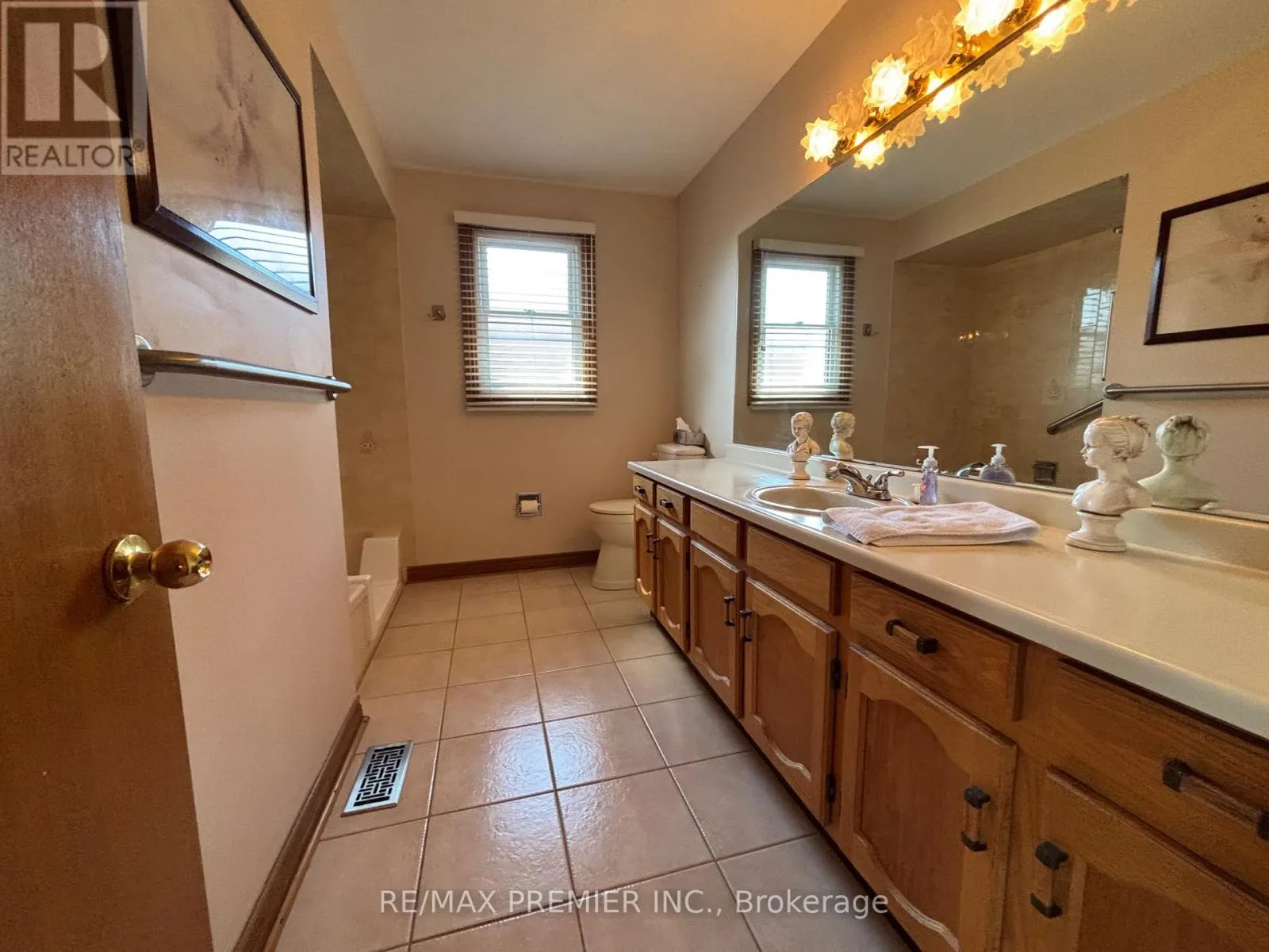 160 FIORI DRIVE