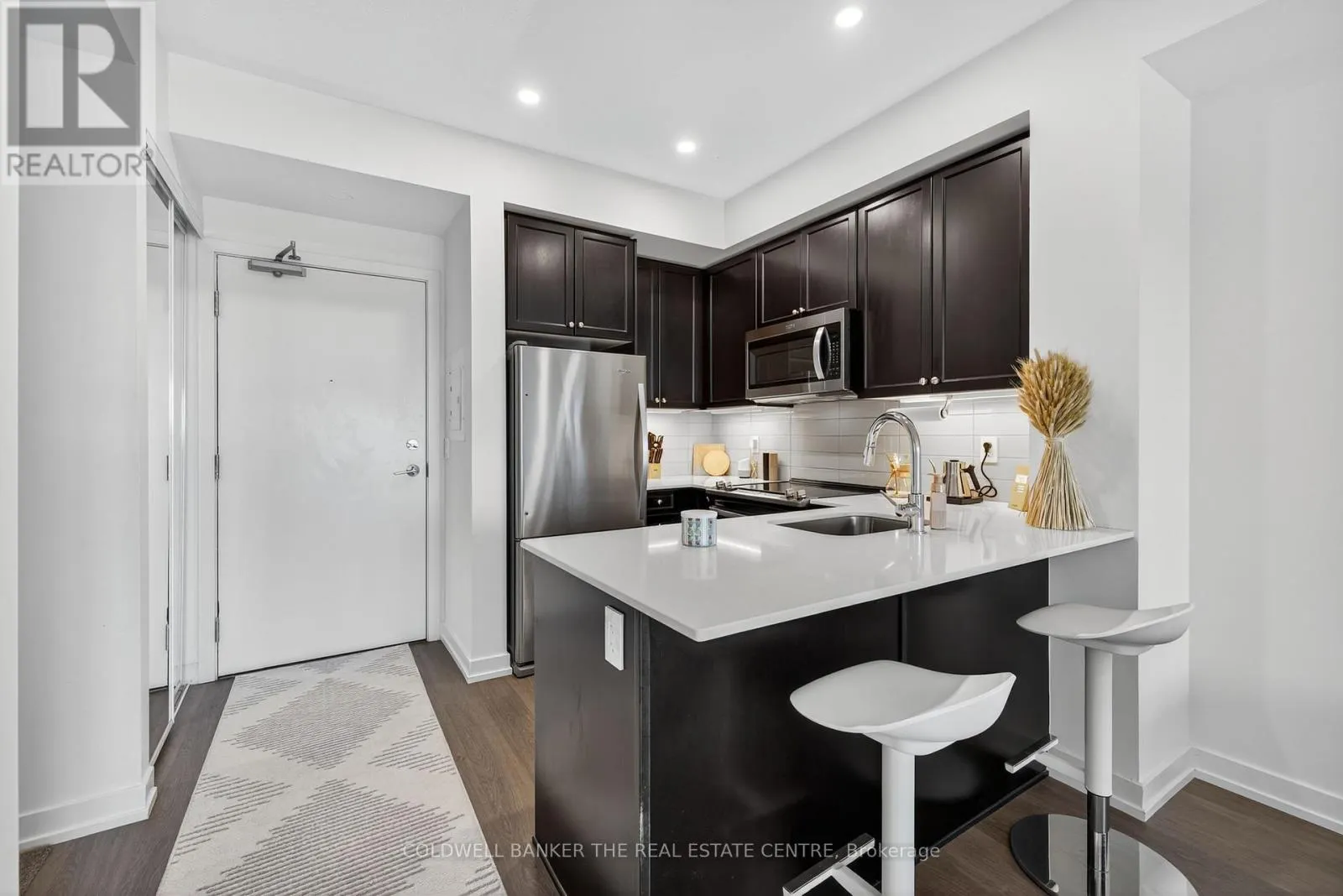555 WILLIAM GRAHAM DRIVE