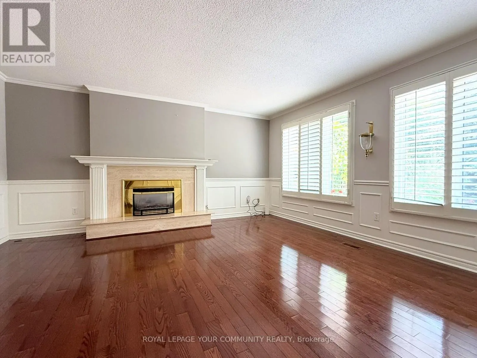 7 CRESCENTVIEW ROAD