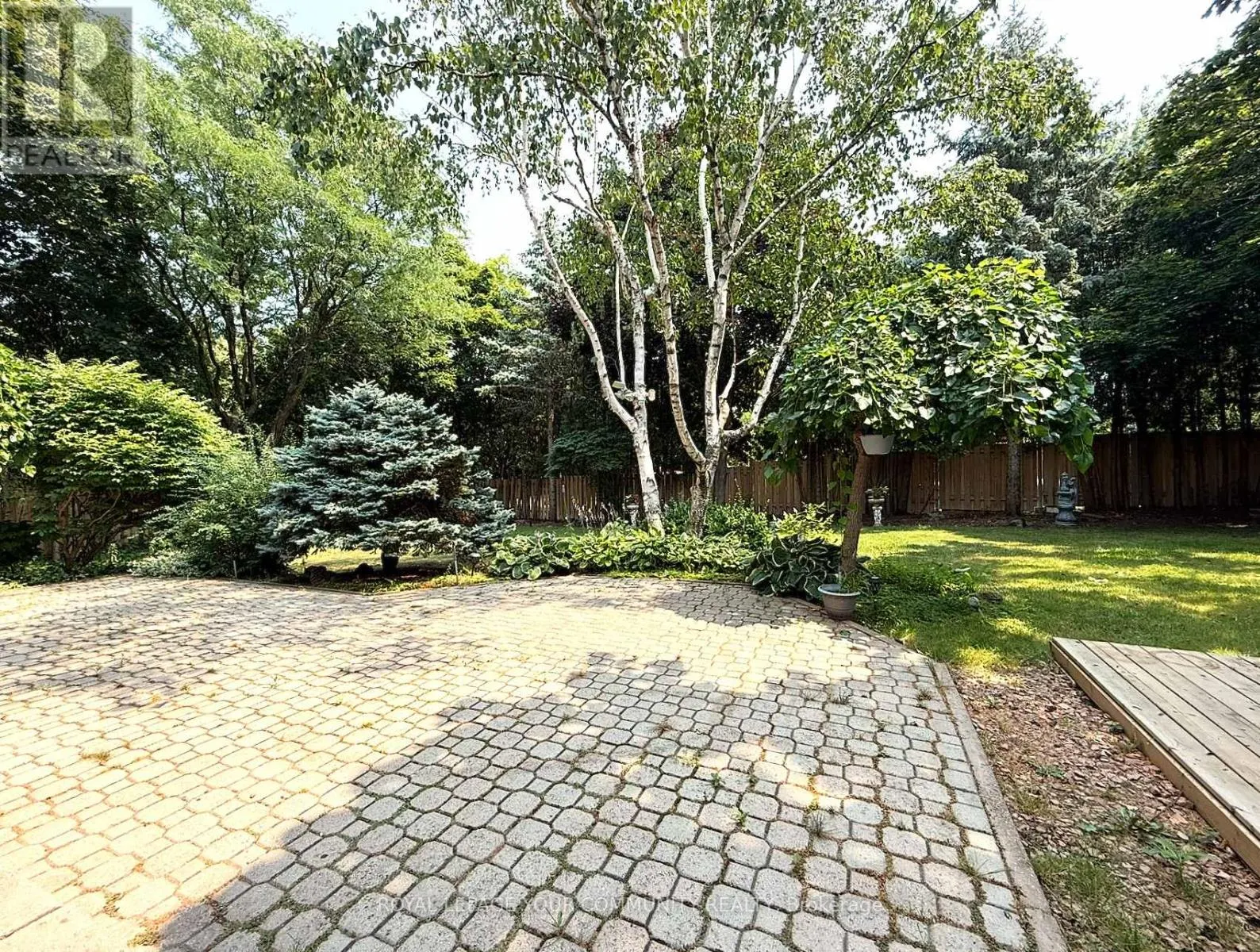 7 CRESCENTVIEW ROAD