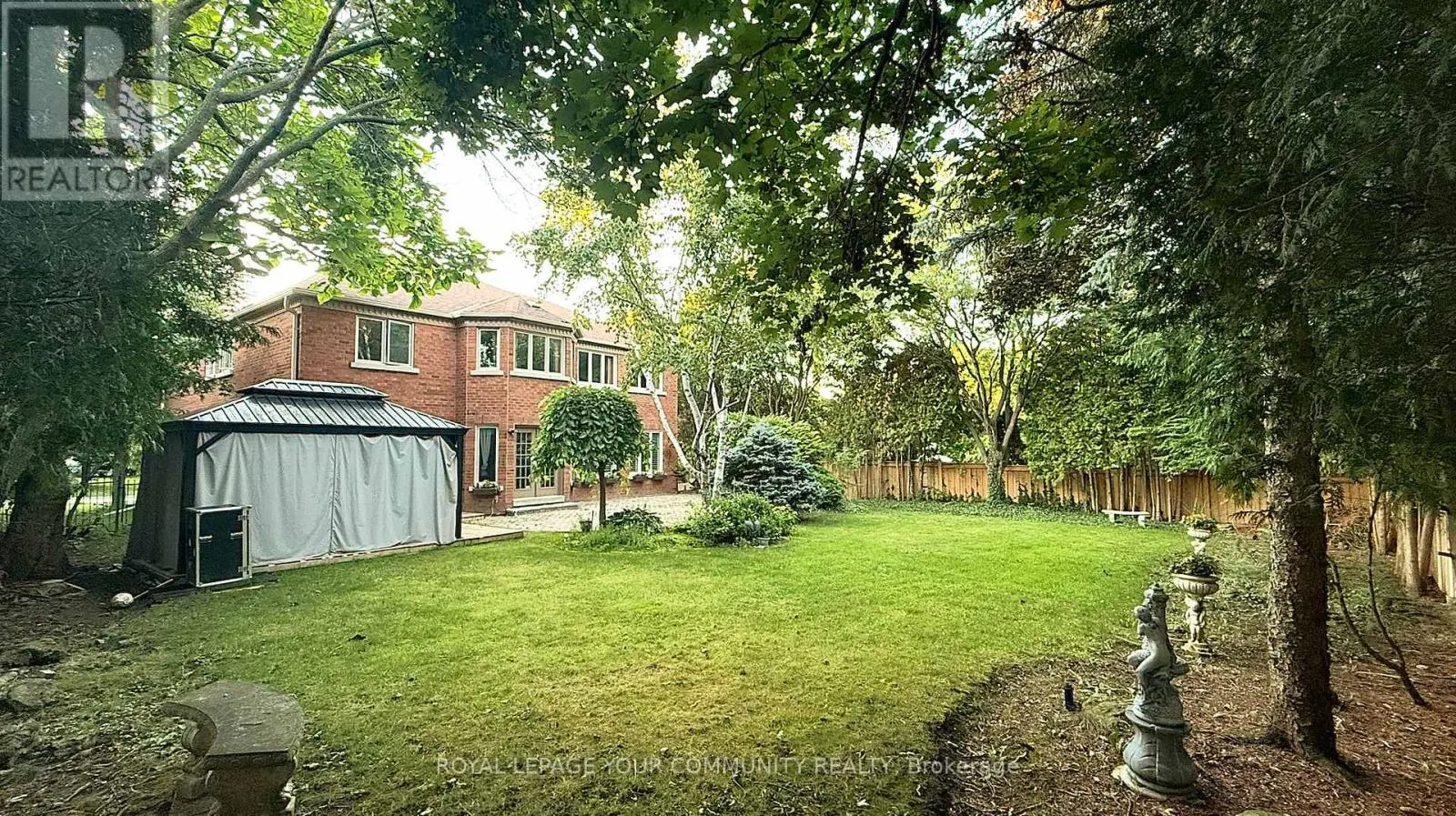 7 CRESCENTVIEW ROAD