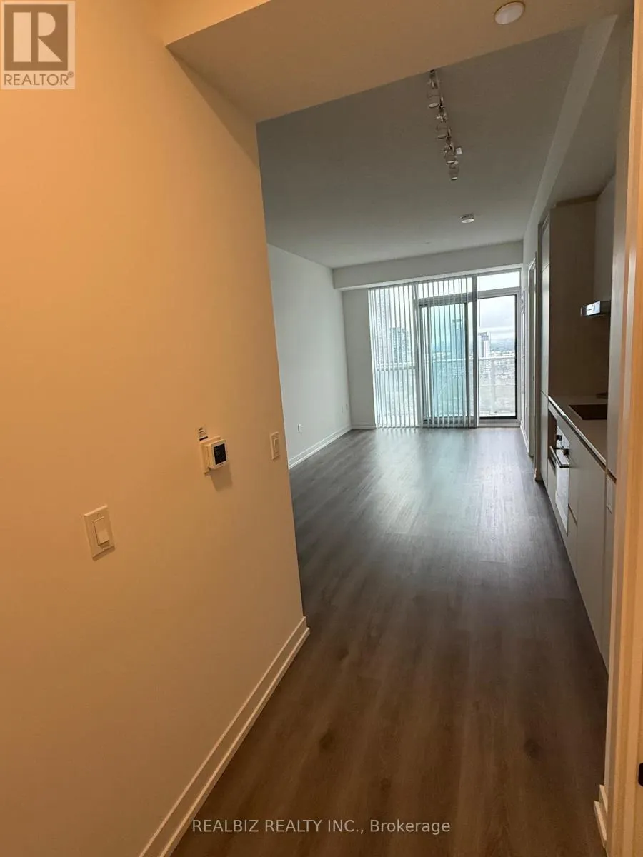 3506 - 28 INTERCHANGE WAY