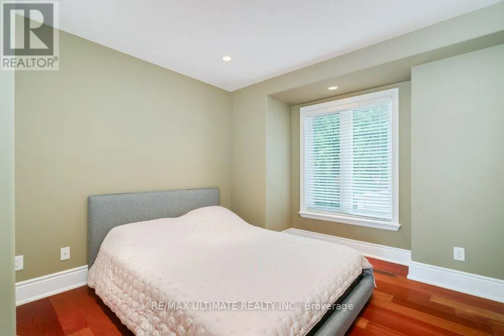 5737 LAKESHORE ROAD