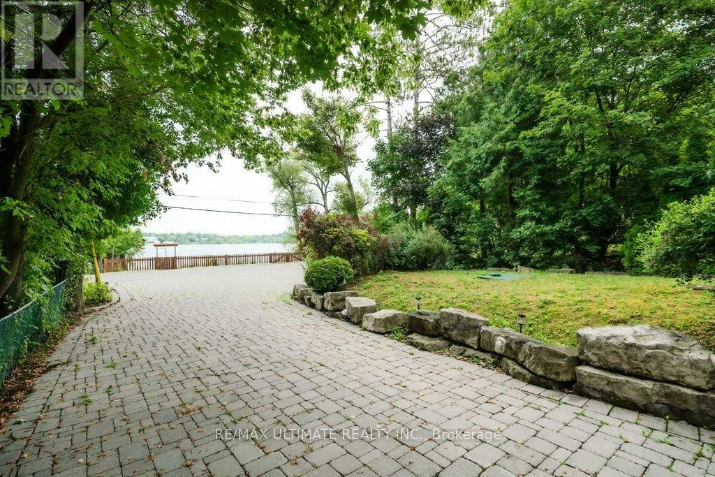 5737 LAKESHORE ROAD