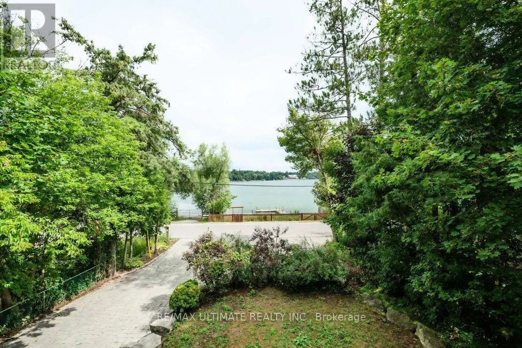 5737 LAKESHORE ROAD