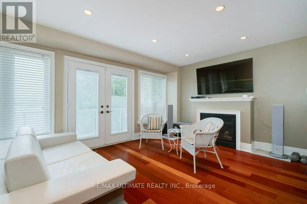 5737 LAKESHORE ROAD