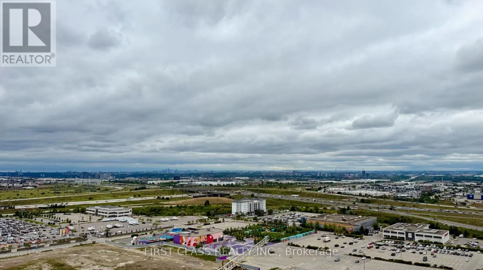 2512 - 28 INTERCHANGE WAY