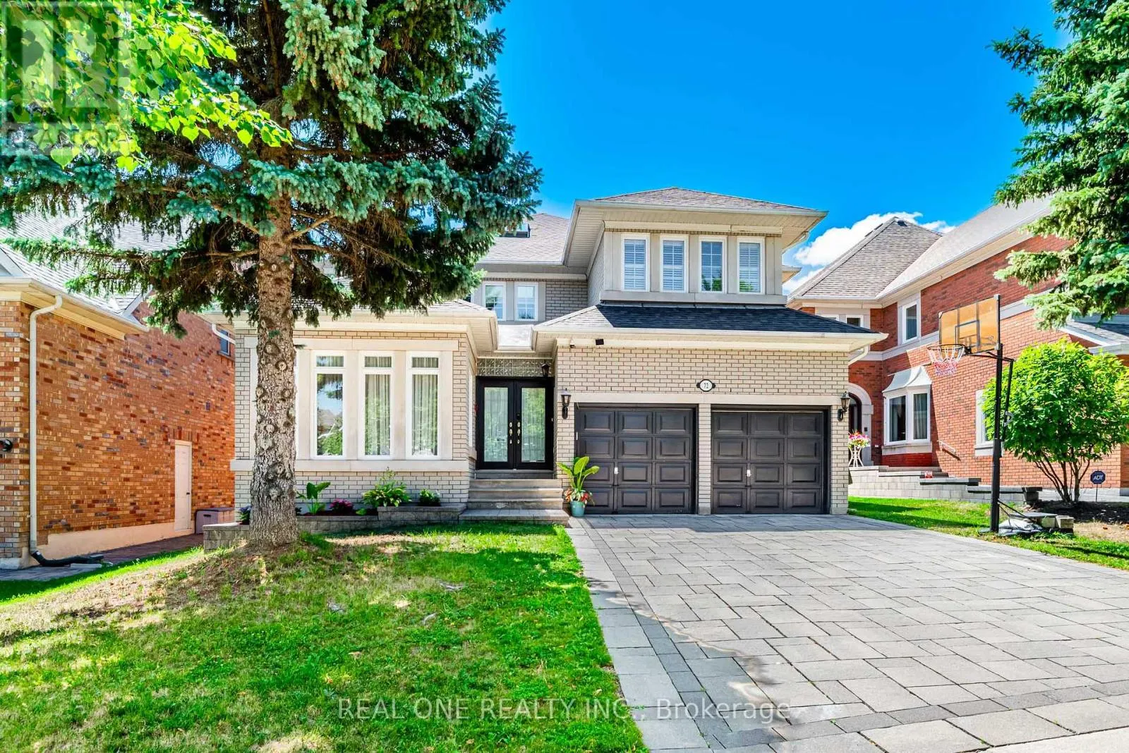 72 CASSANDRA CRESCENT