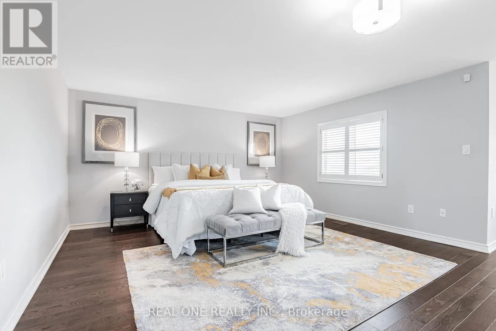 72 CASSANDRA CRESCENT