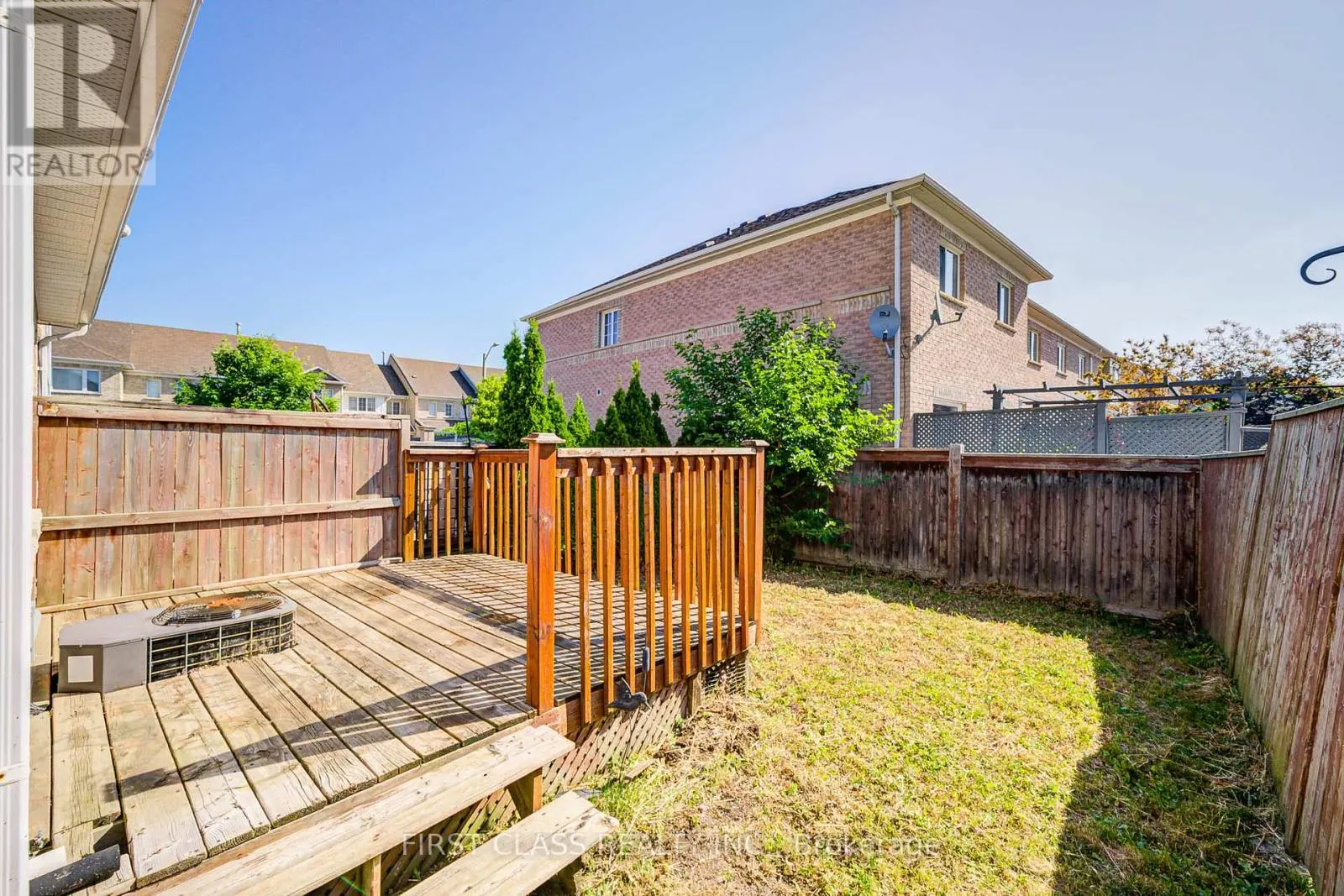 19 BENJAMIN HOOD CRESCENT