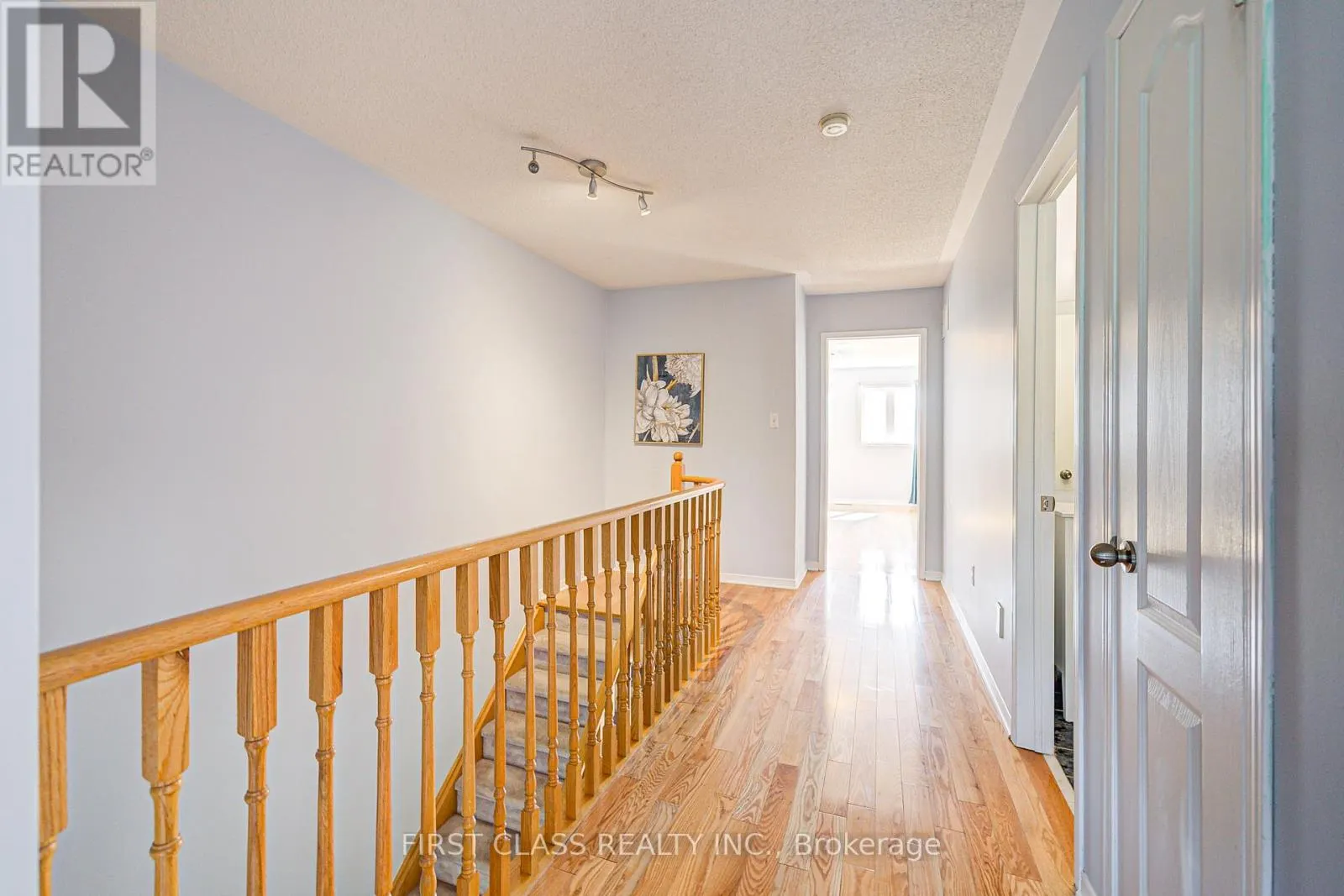 19 BENJAMIN HOOD CRESCENT
