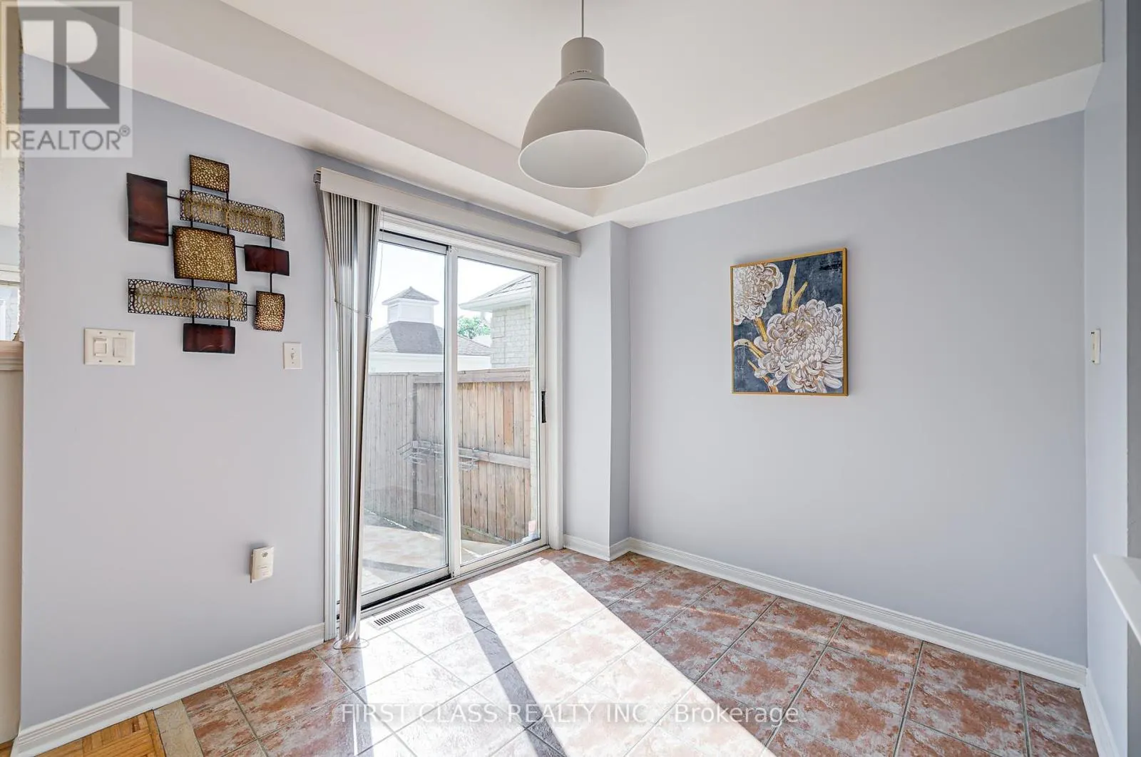 19 BENJAMIN HOOD CRESCENT