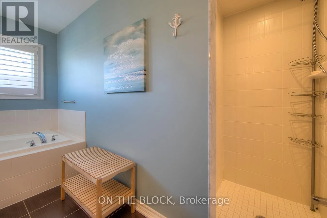 59 HAWKE CRESCENT