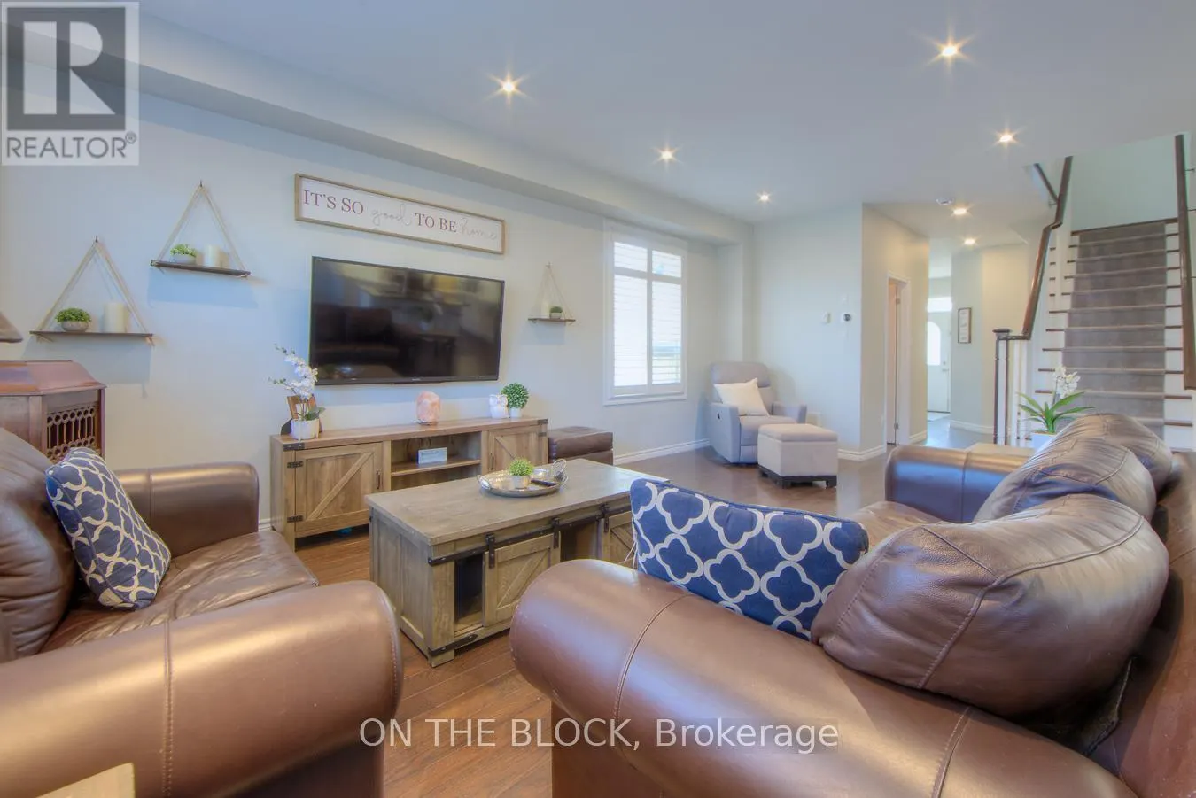 59 HAWKE CRESCENT