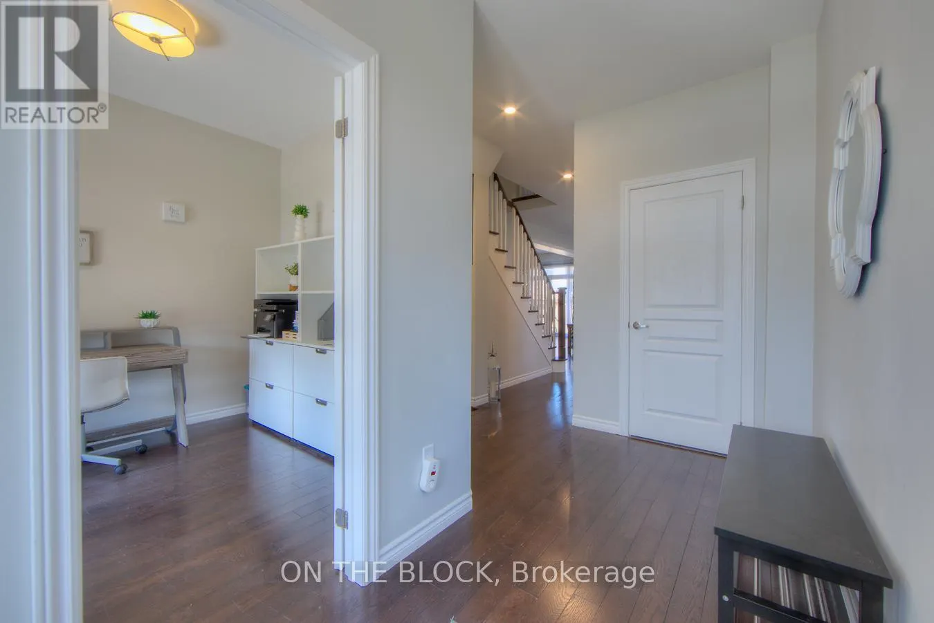 59 HAWKE CRESCENT