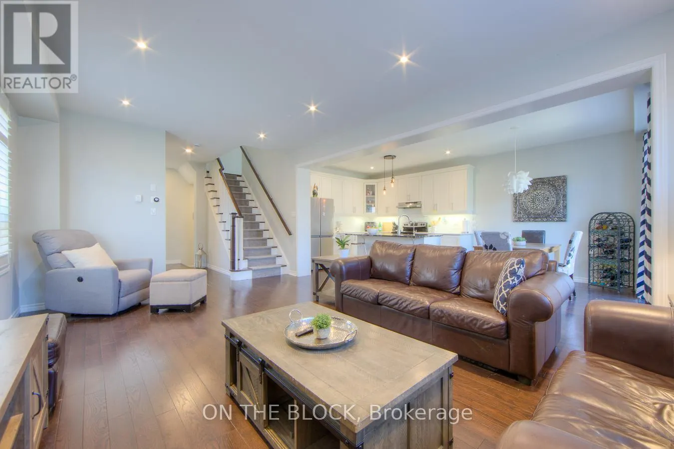 59 HAWKE CRESCENT