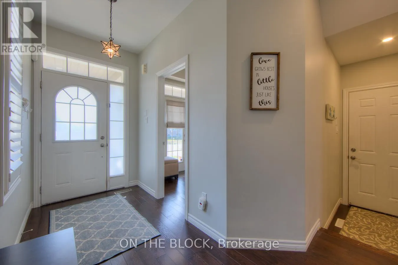 59 HAWKE CRESCENT