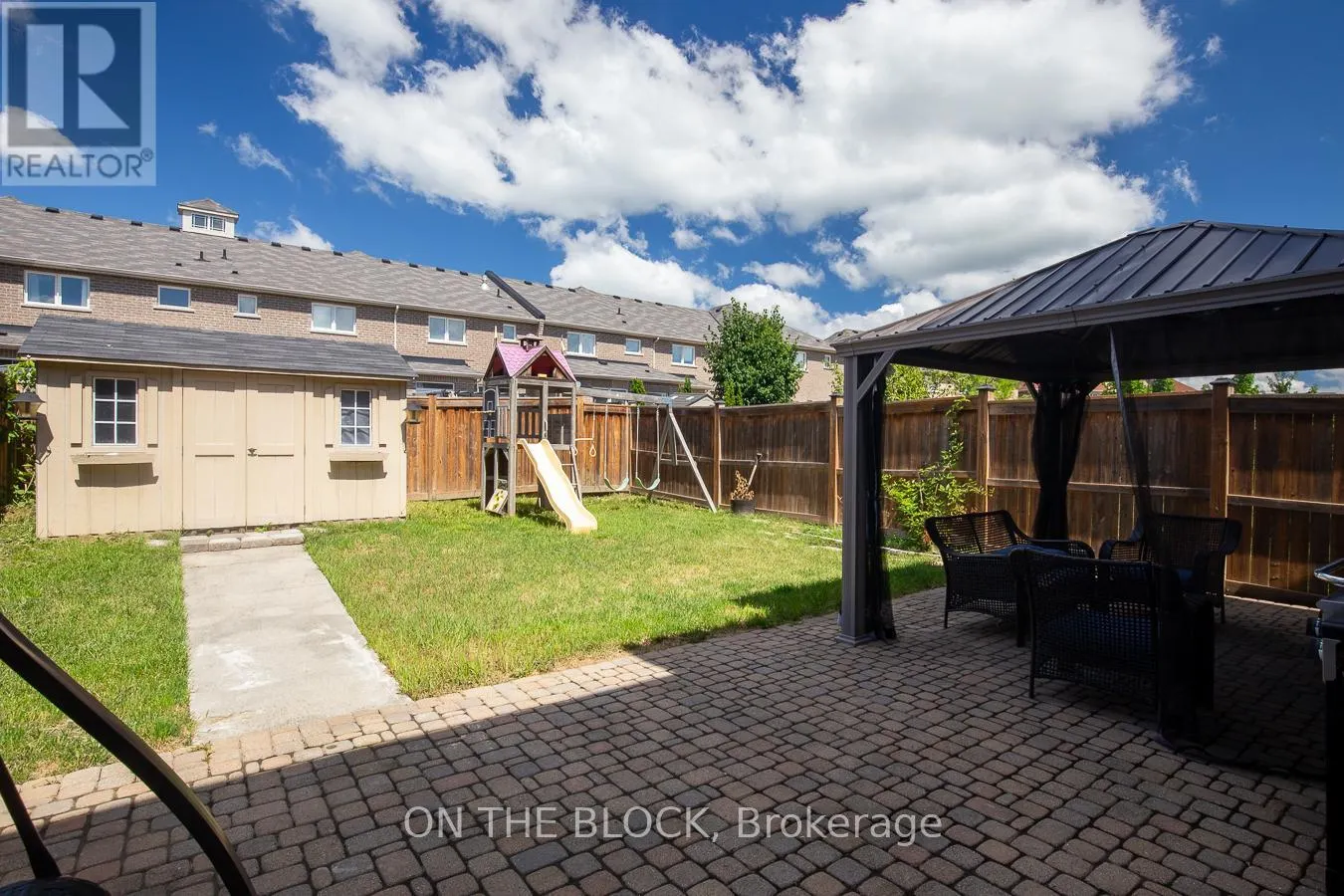 59 HAWKE CRESCENT