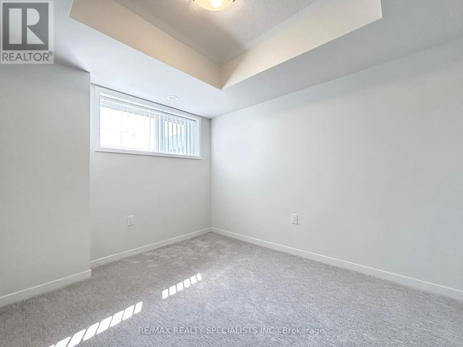 315 - 130 HONEYCRISP CRESCENT