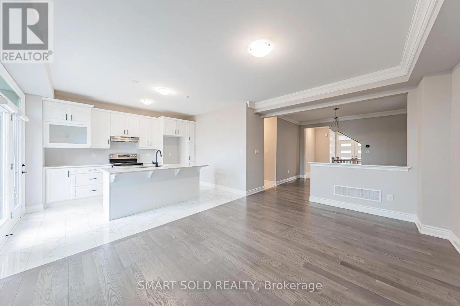 5 ERIN RIDGE COURT
