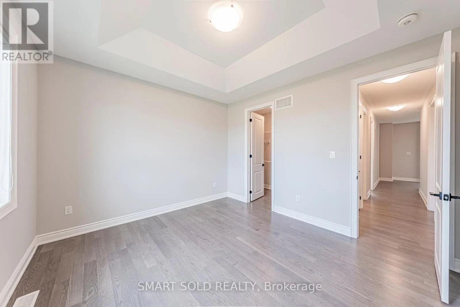 5 ERIN RIDGE COURT