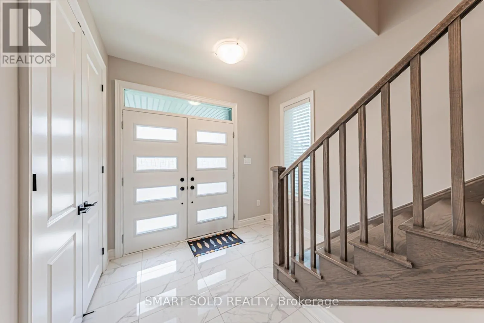 5 ERIN RIDGE COURT