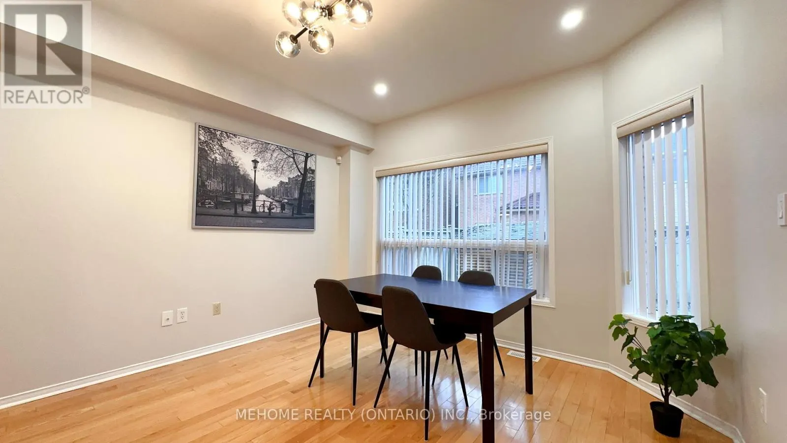 15 CATHERINA STREET