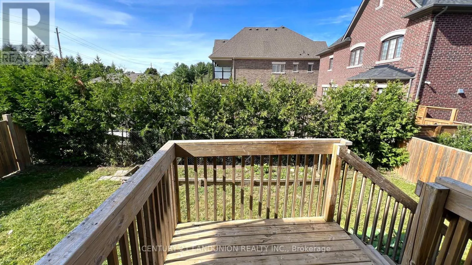 1001 POPPY LANE