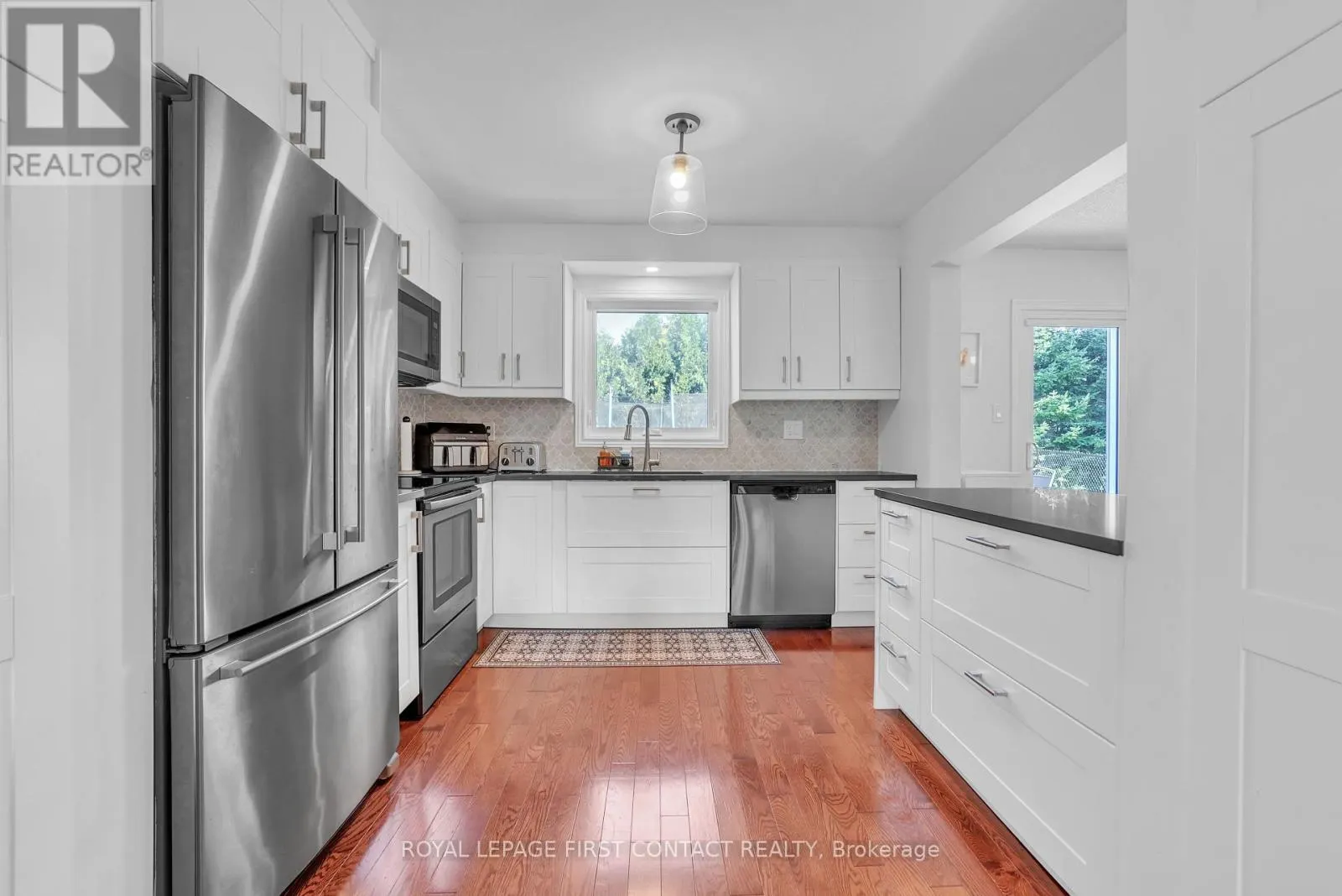 195 BILLINGS CRESCENT
