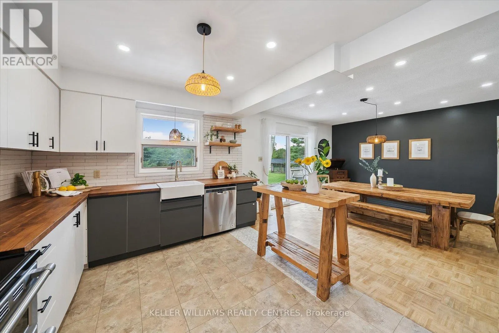 25154 VALLEY VIEW DRIVE