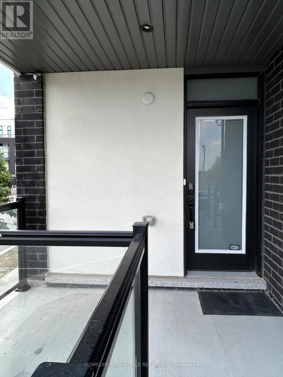 MAIN & BSMT - 1683 BUR OAK AVENUE