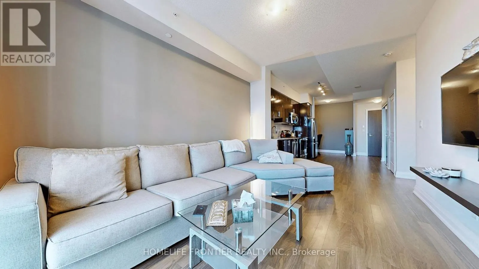 806 - 7171 YONGE STREET