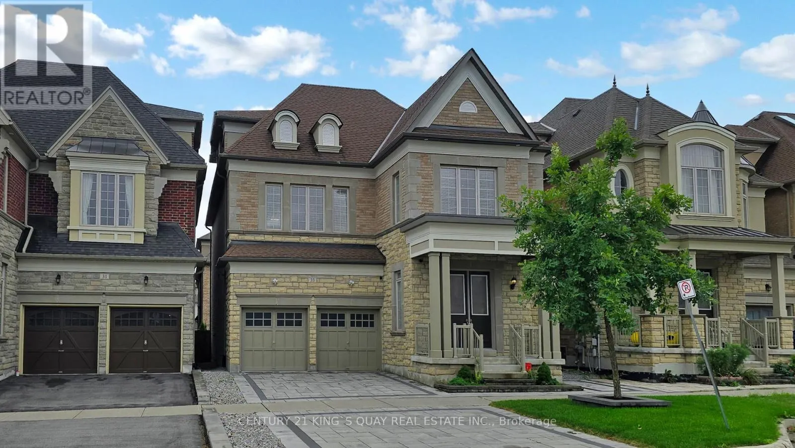 33 OAKFORD DRIVE
