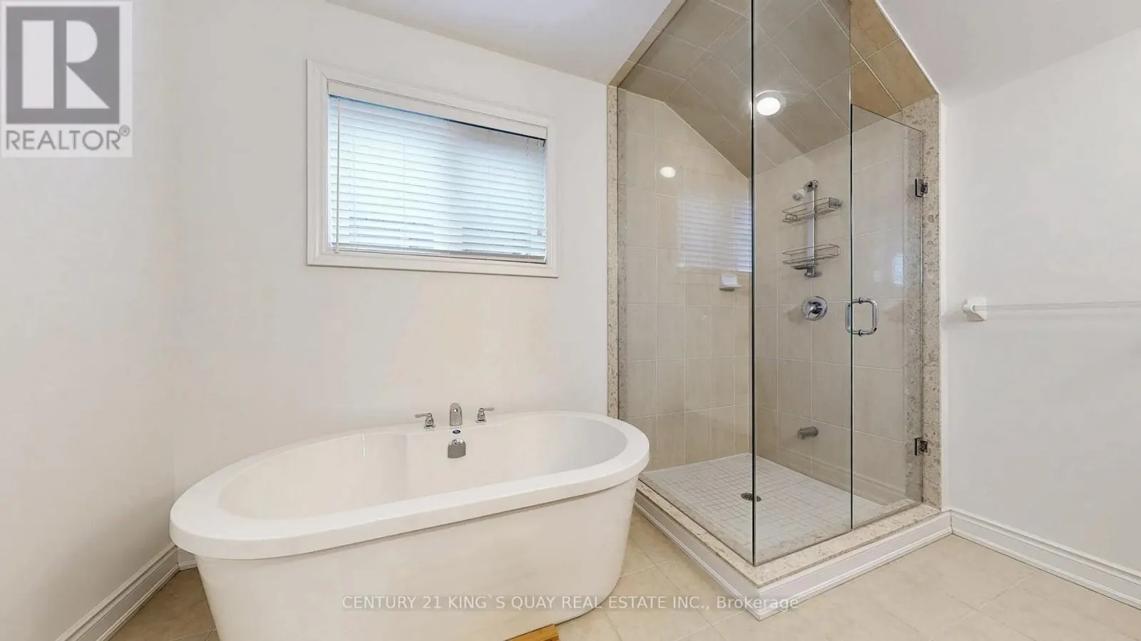 33 OAKFORD DRIVE