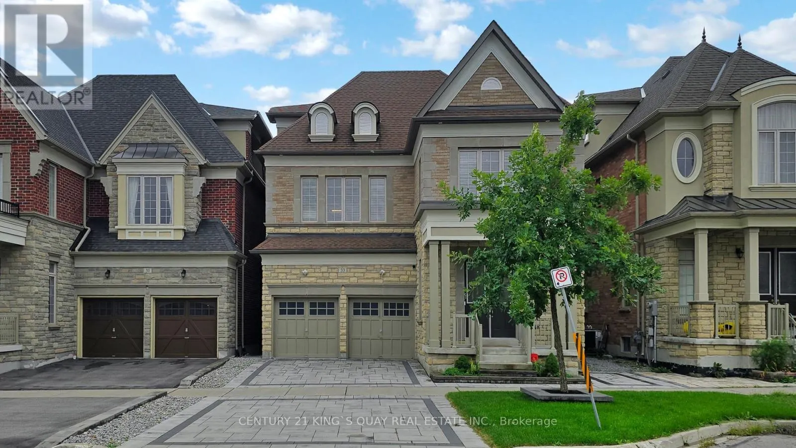 33 OAKFORD DRIVE