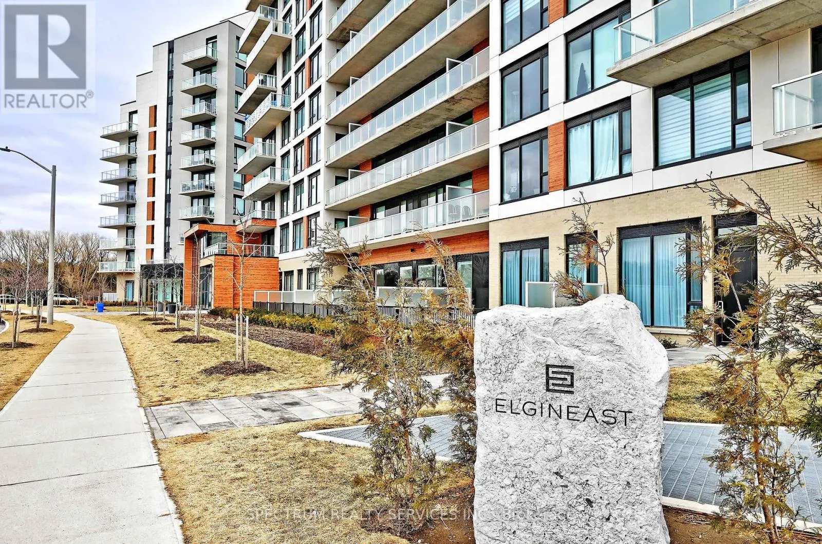 1022 - 2 DAVID EYER ROAD