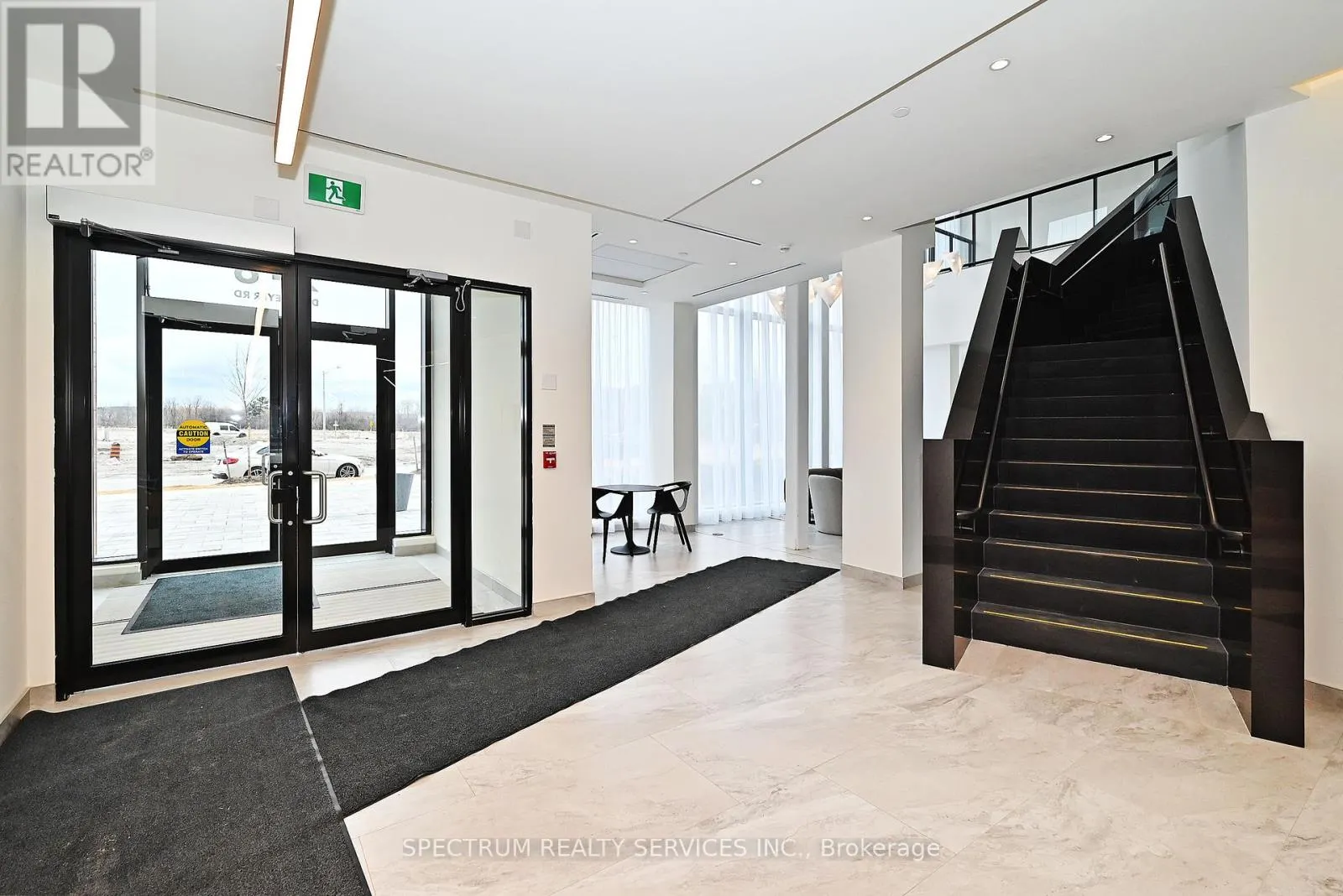 1023 - 2 DAVID EYER ROAD