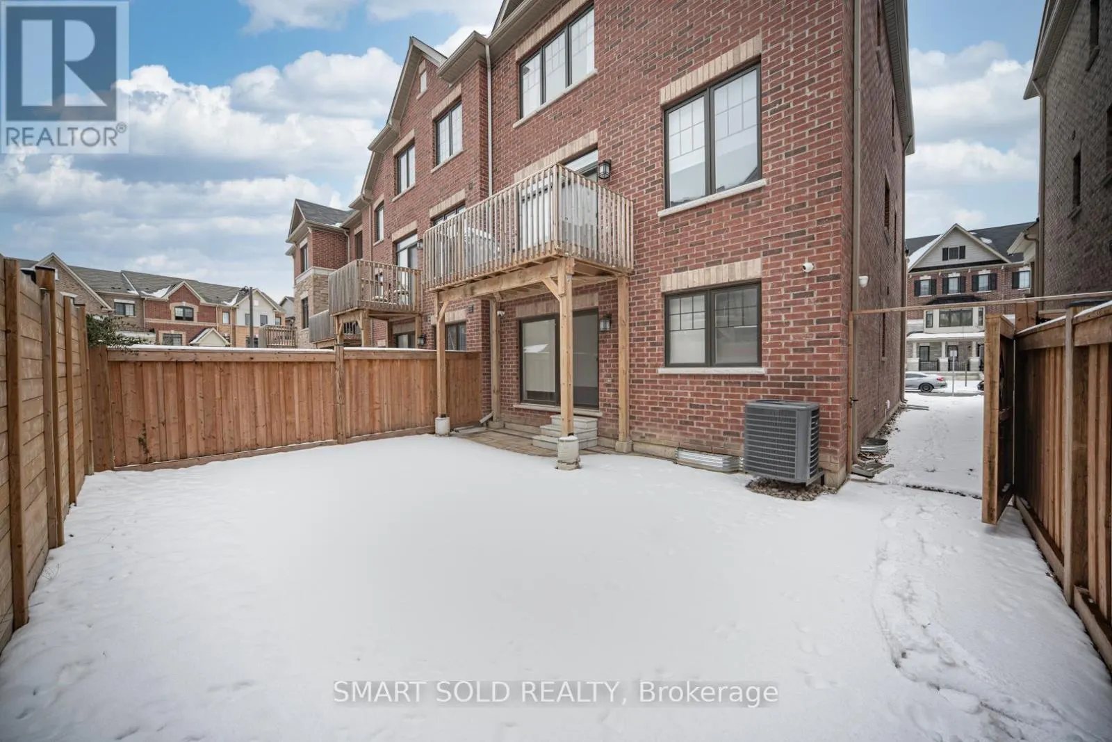 12 FRALEIGH AVENUE