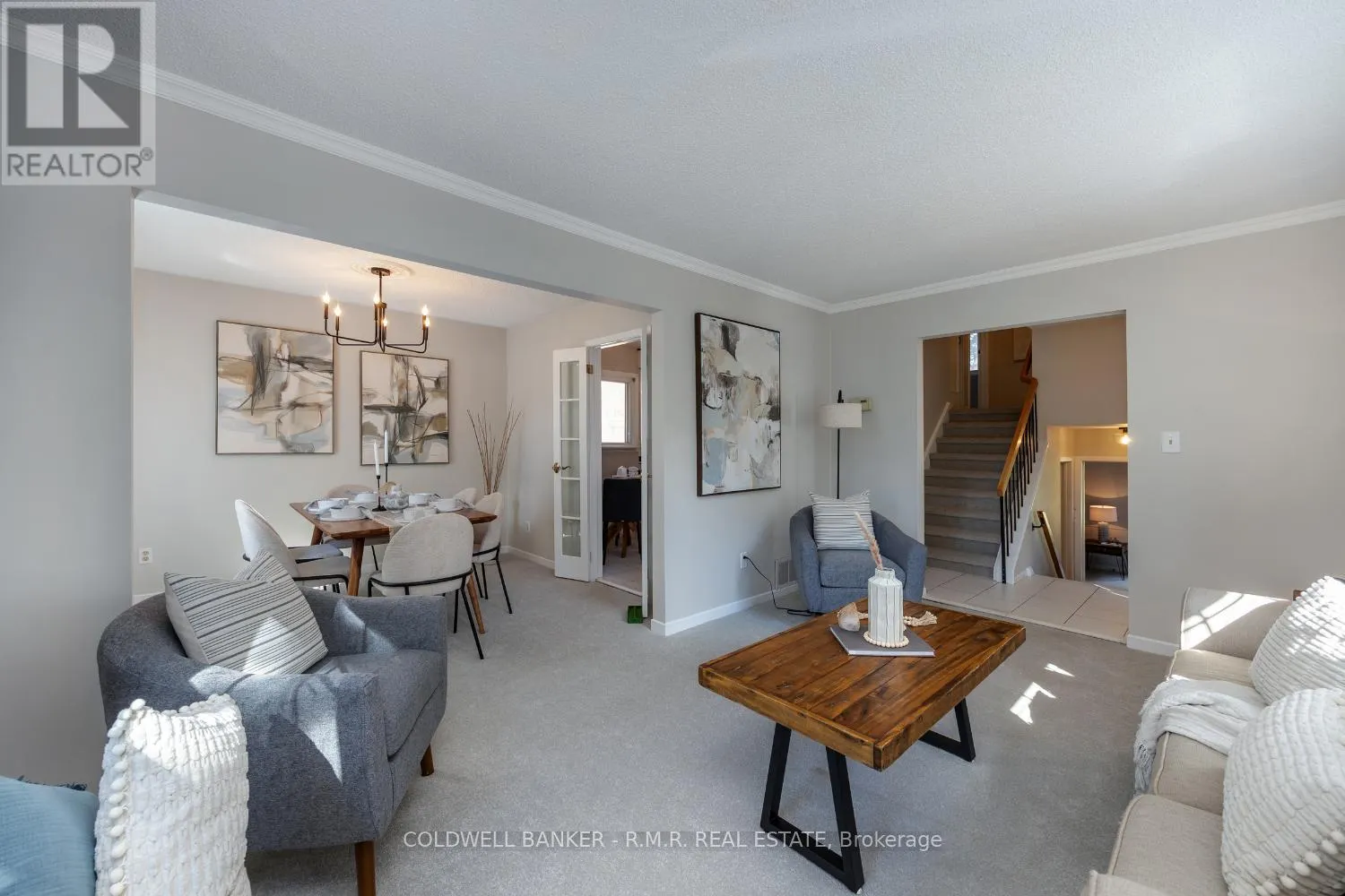8 ABERFELDY CRESCENT