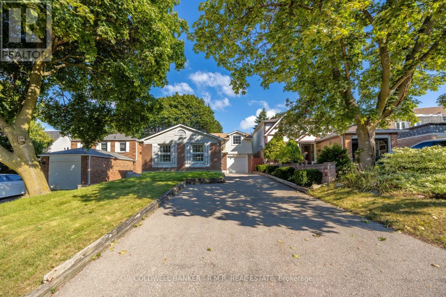 8 ABERFELDY CRESCENT