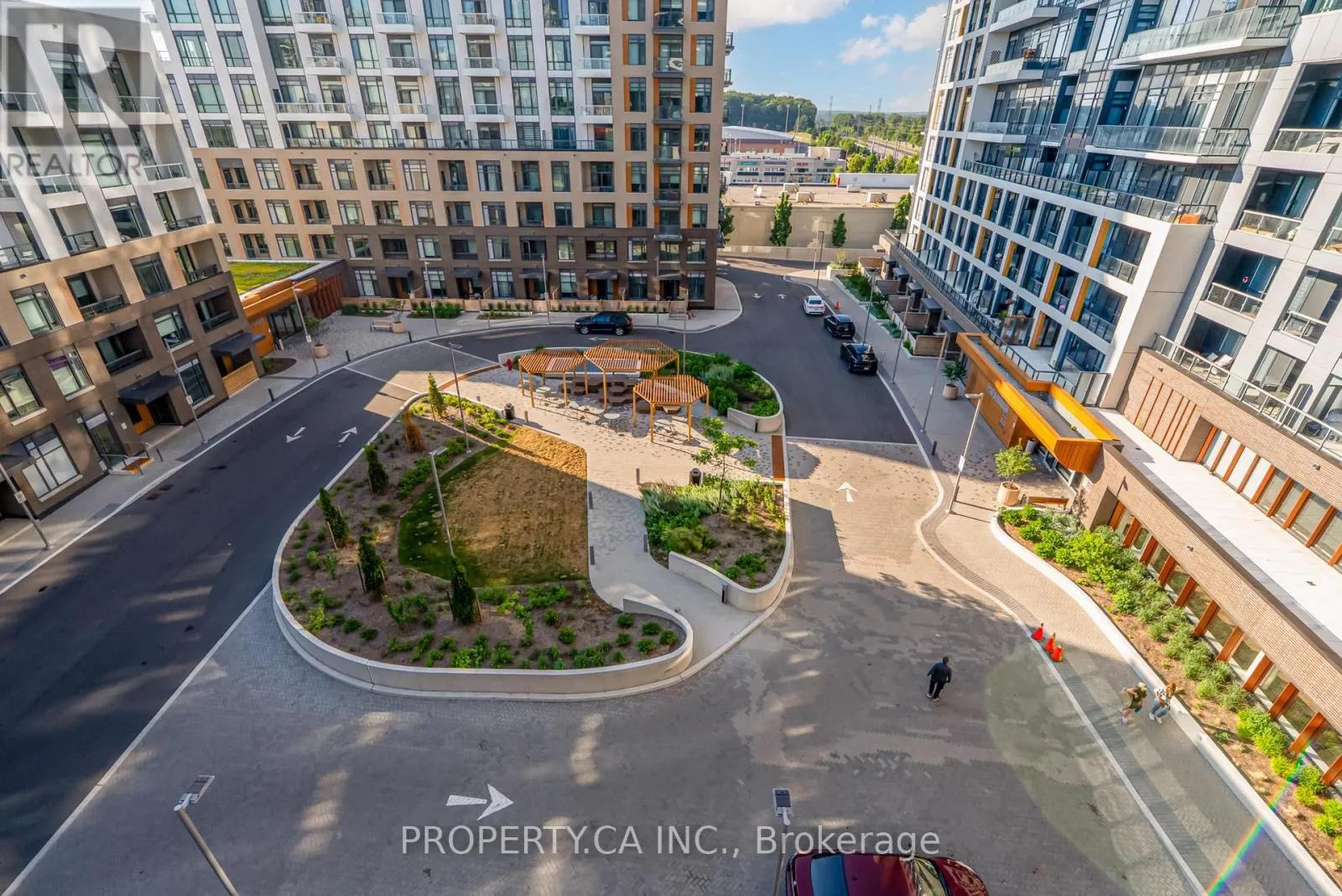 624 - 7950 BATHURST STREET