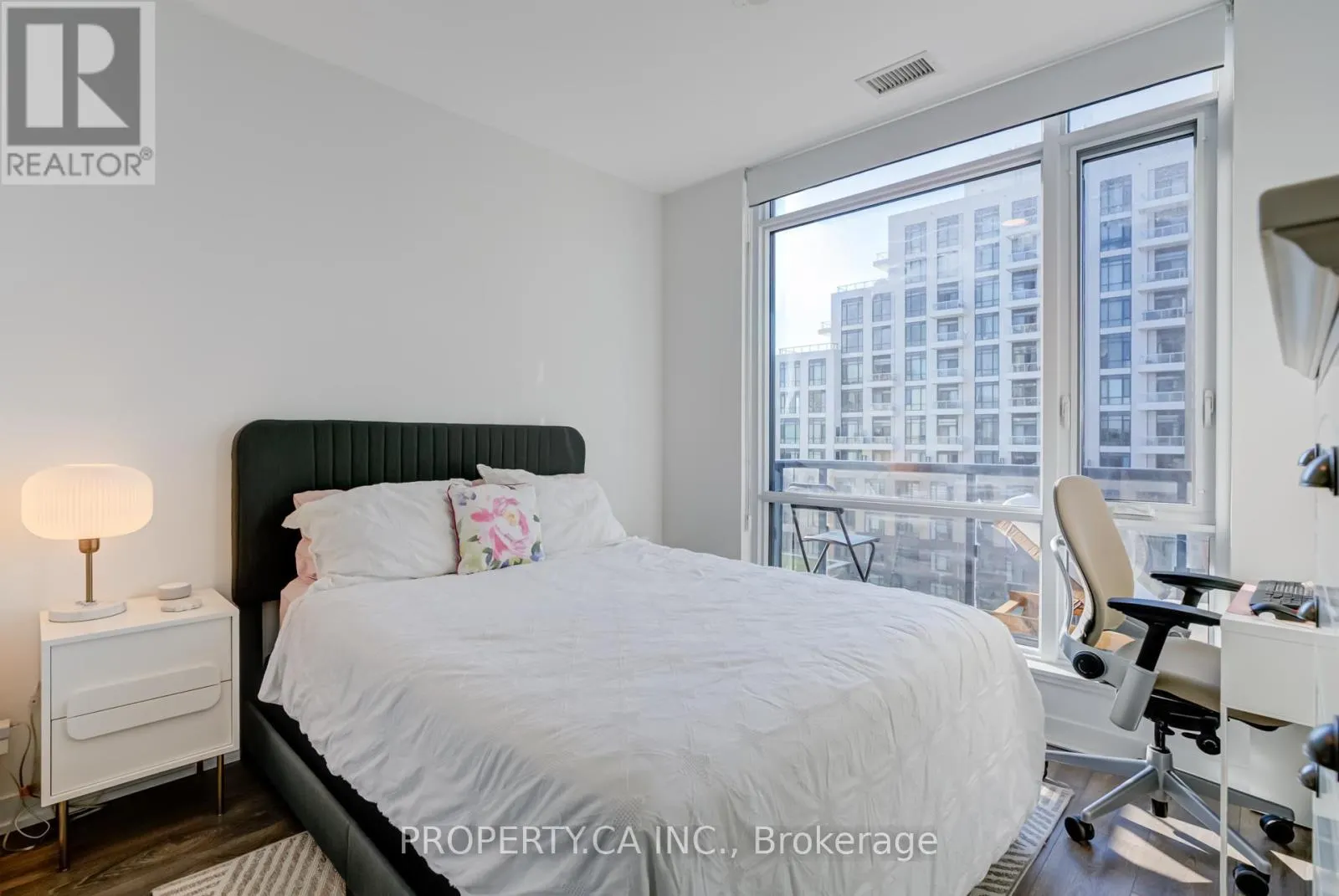 624 - 7950 BATHURST STREET
