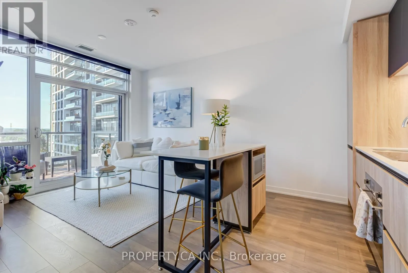 624 - 7950 BATHURST STREET