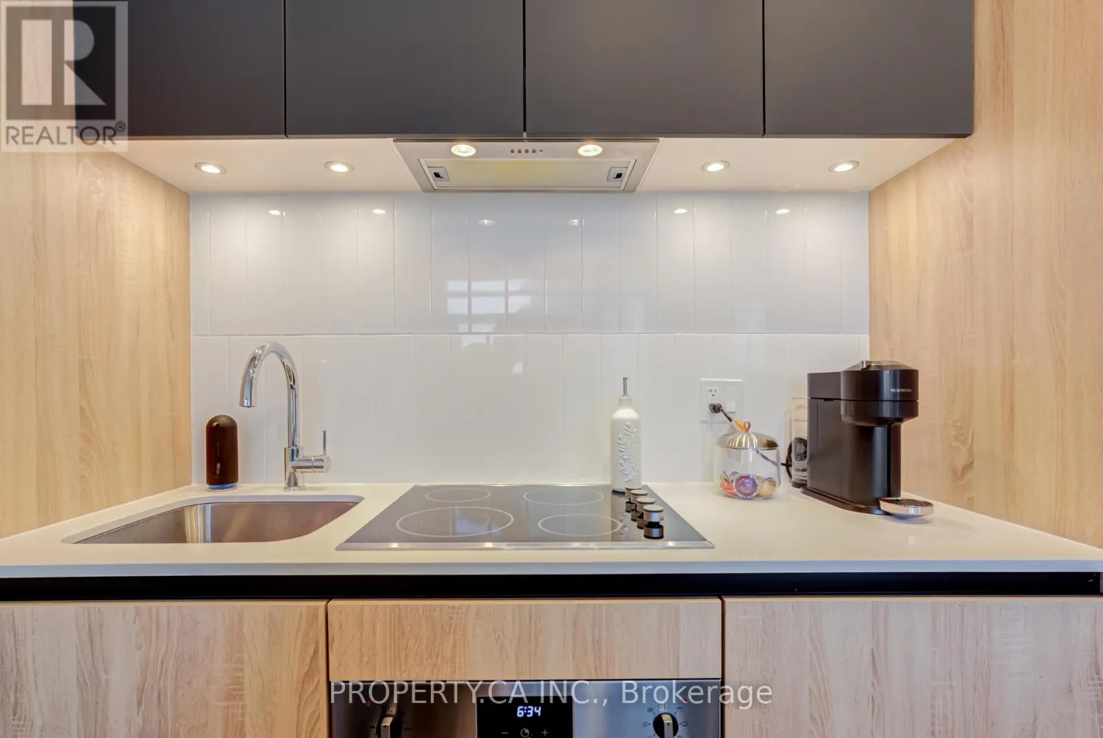 624 - 7950 BATHURST STREET