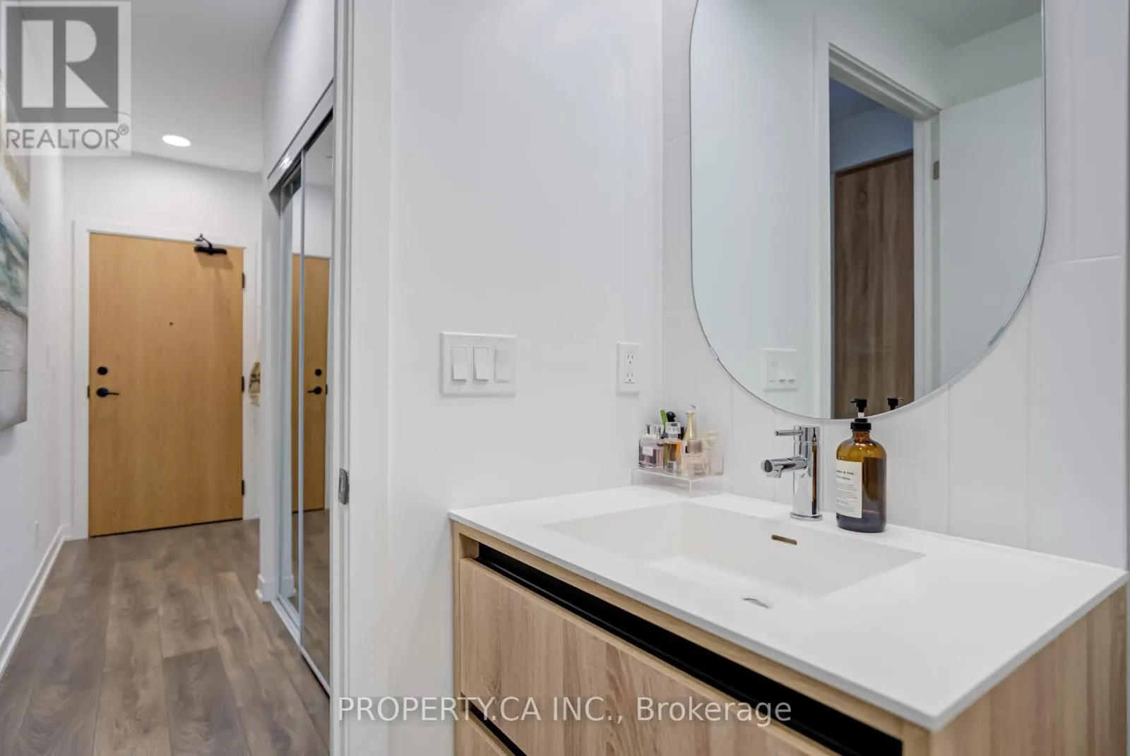 624 - 7950 BATHURST STREET