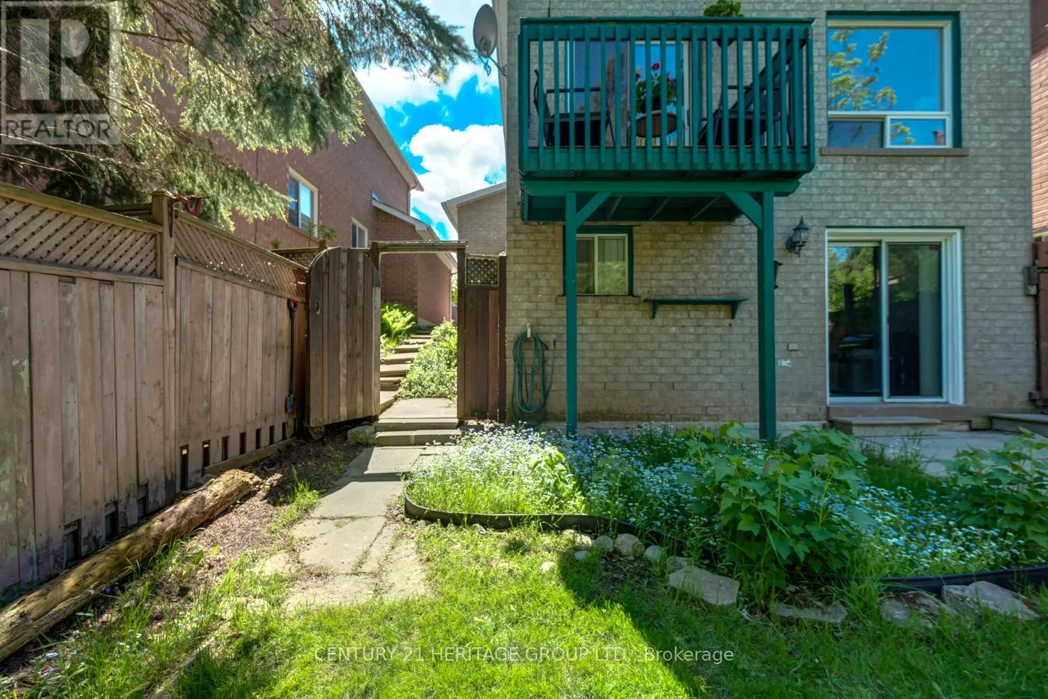 431 CARRUTHERS AVENUE