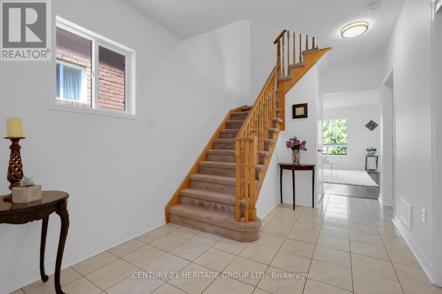431 CARRUTHERS AVENUE