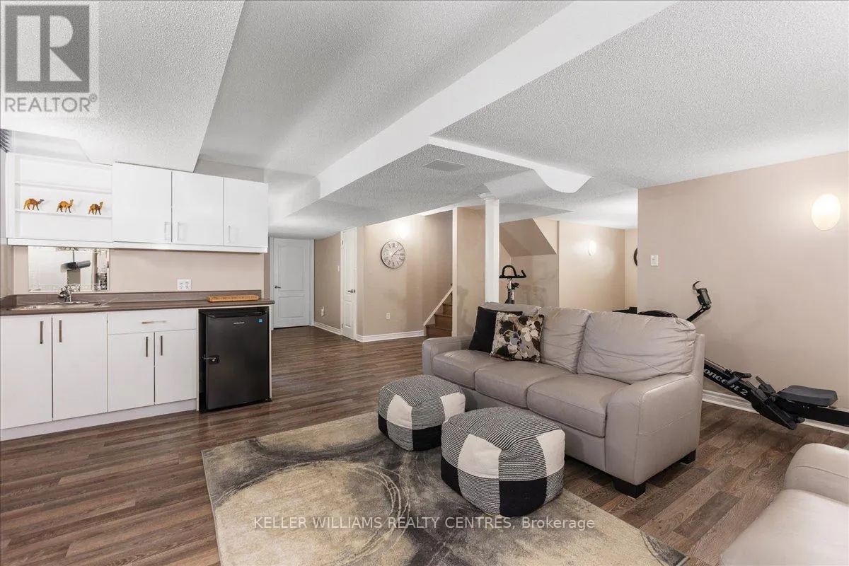 47 AMES CRESCENT