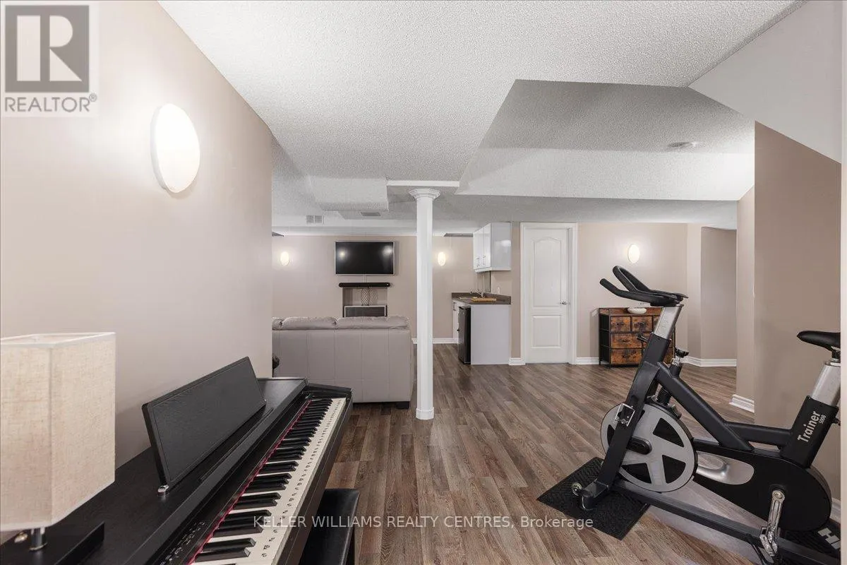 47 AMES CRESCENT